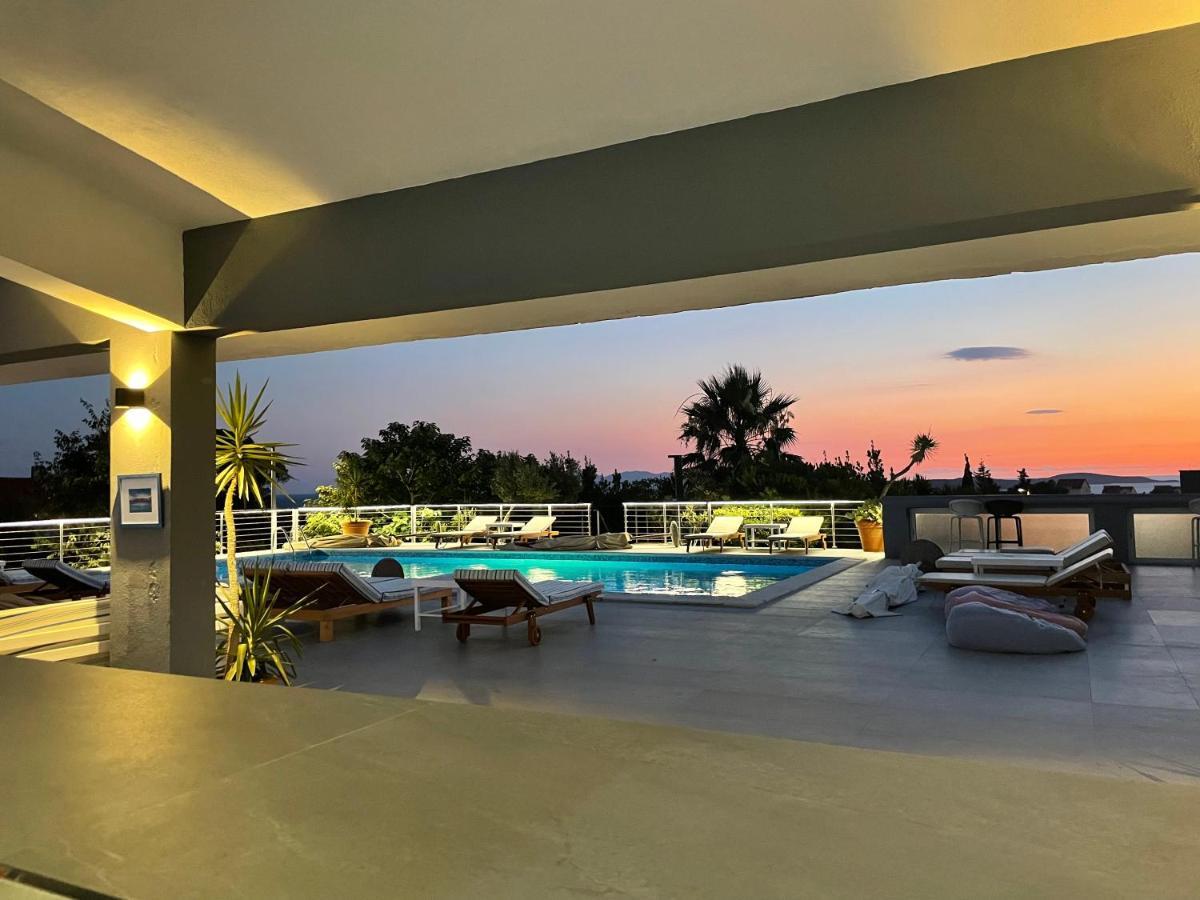 Dela Bed and Breakfast Χβαρ Εξωτερικό φωτογραφία