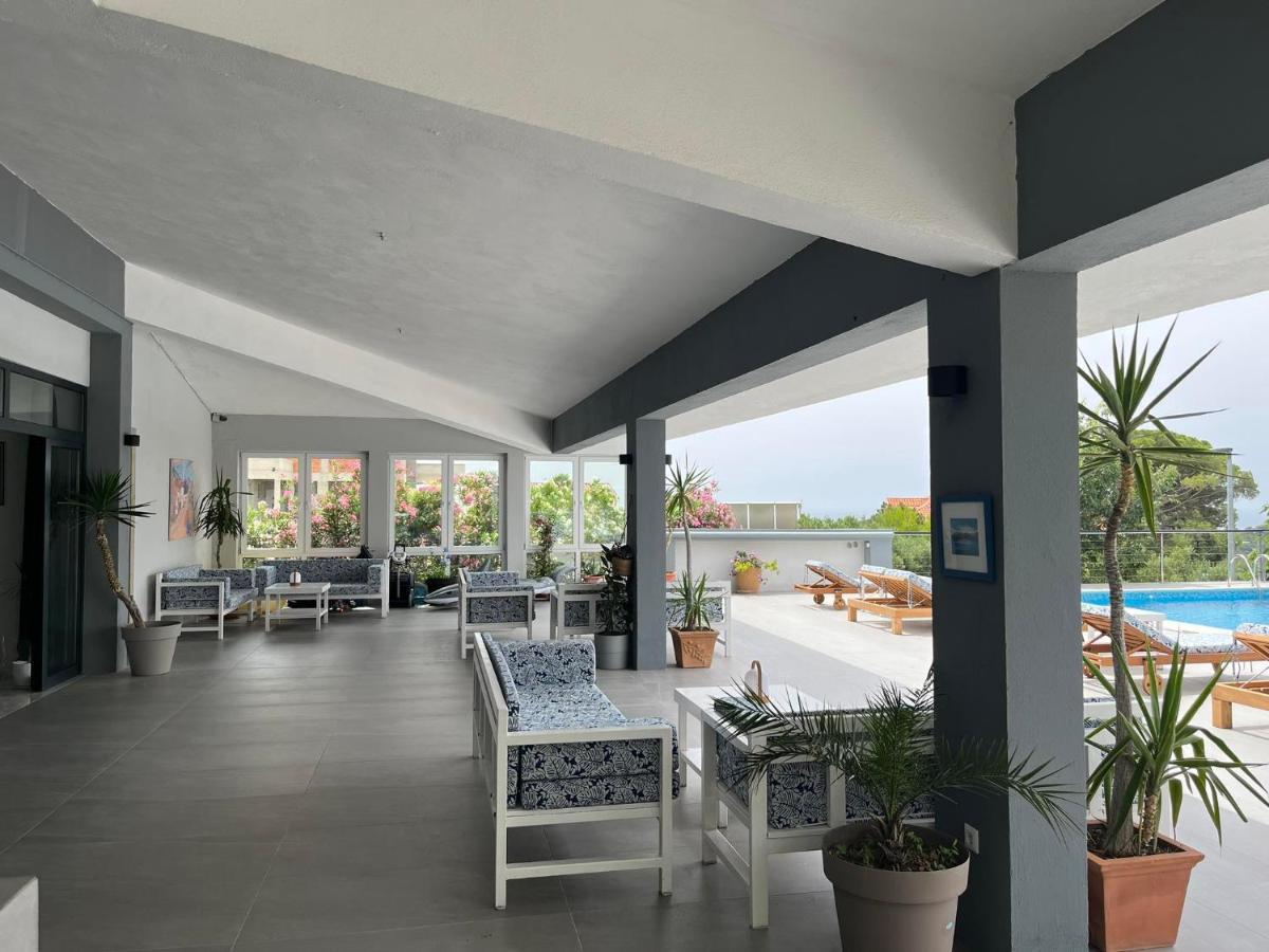 Dela Bed and Breakfast Χβαρ Εξωτερικό φωτογραφία