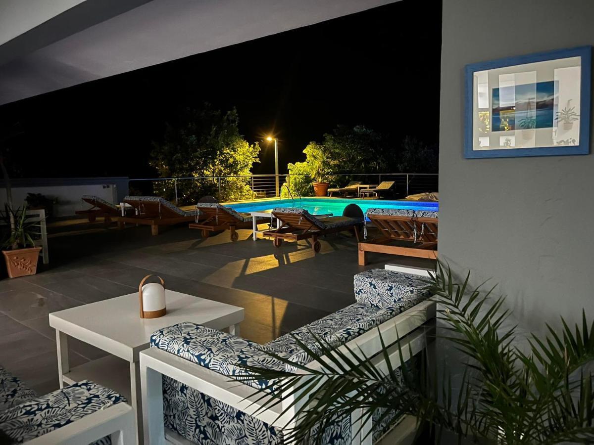 Dela Bed and Breakfast Χβαρ Εξωτερικό φωτογραφία