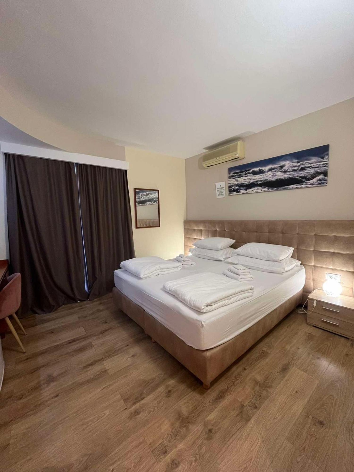 Dela Bed and Breakfast Χβαρ Εξωτερικό φωτογραφία