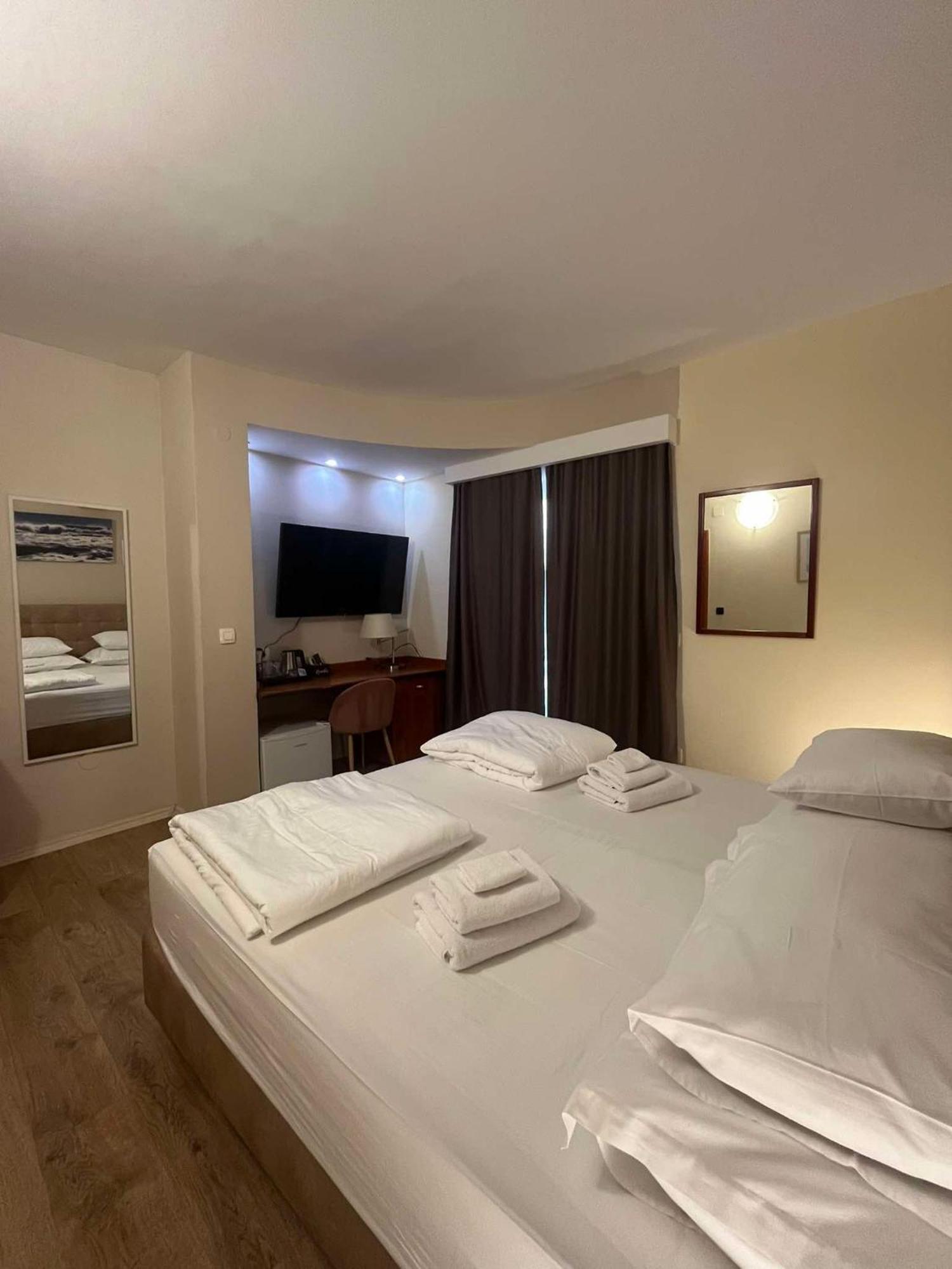 Dela Bed and Breakfast Χβαρ Εξωτερικό φωτογραφία