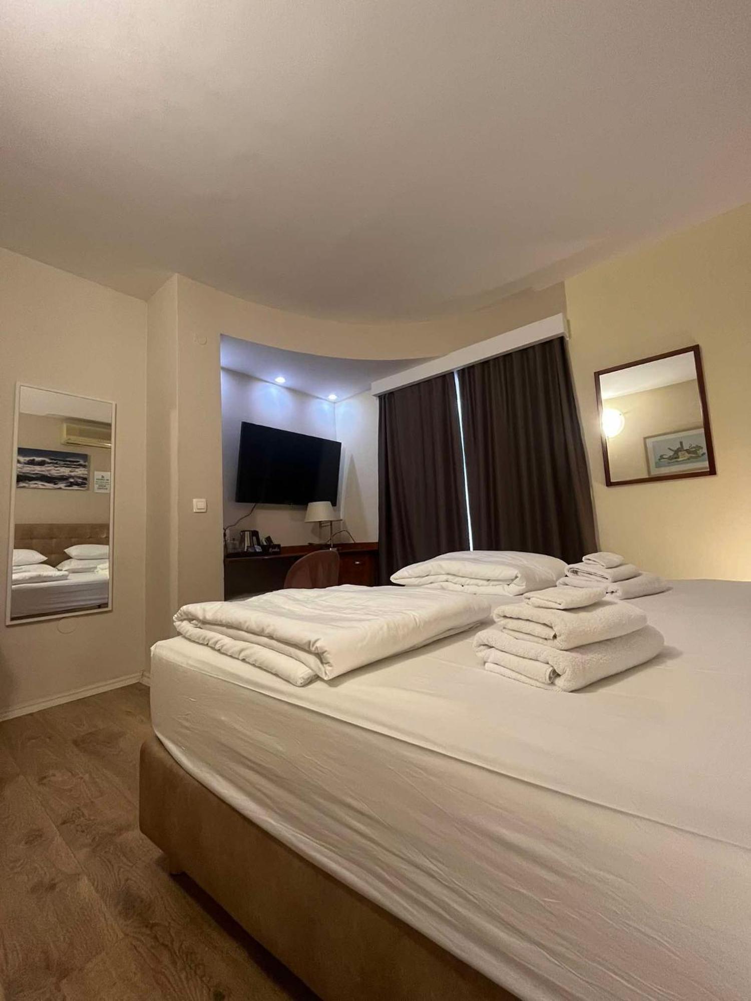 Dela Bed and Breakfast Χβαρ Εξωτερικό φωτογραφία