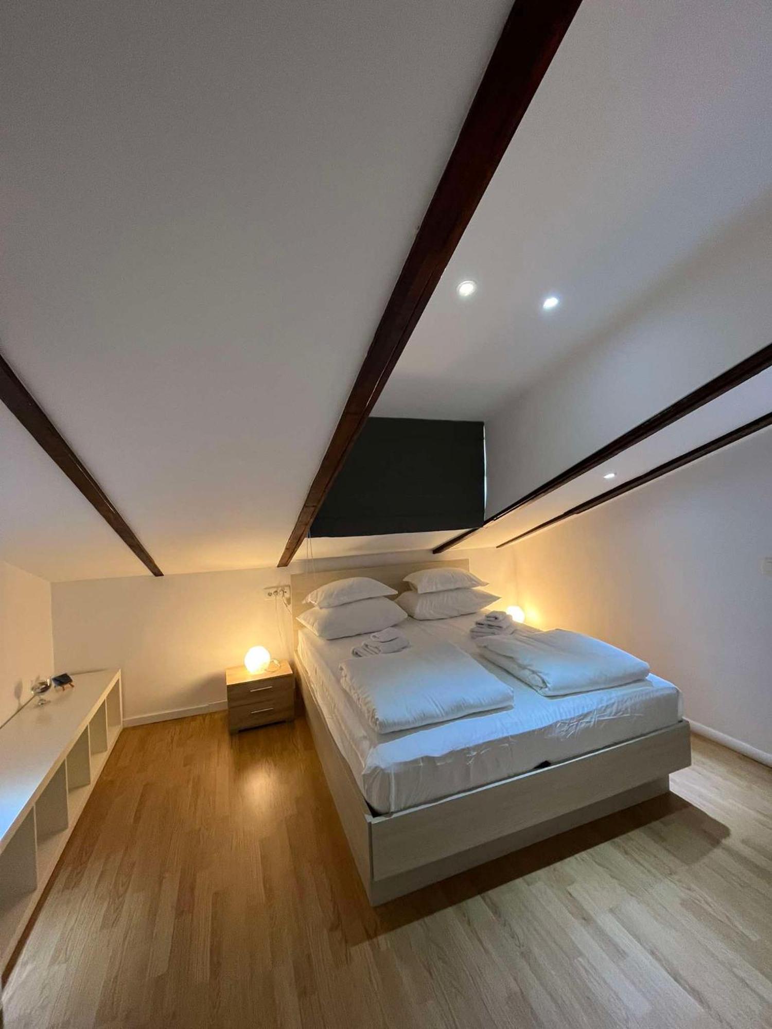 Dela Bed and Breakfast Χβαρ Εξωτερικό φωτογραφία