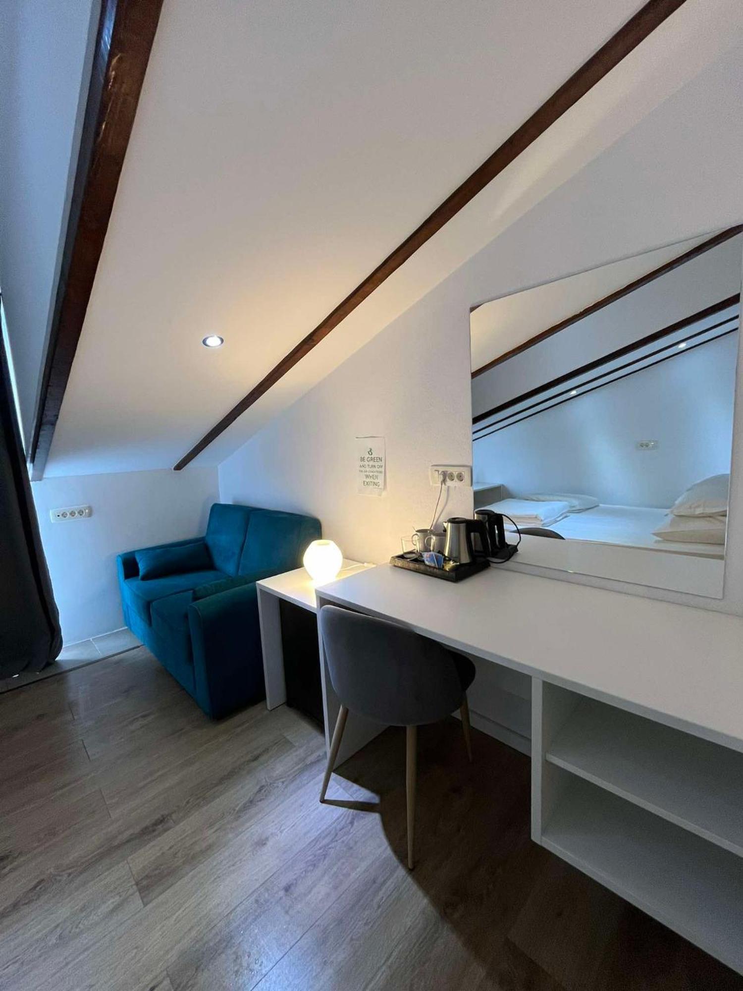 Dela Bed and Breakfast Χβαρ Εξωτερικό φωτογραφία